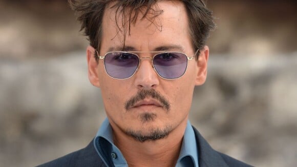 Johnny Depp está em negociações para viver o ilusionista Harry Houdini no cinema
