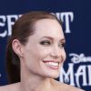 Angelina Jolie conta que seus filhos ficaram com medo quando a viram caracterizada para o filme 'Malévola'