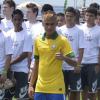 Neymar participa da festa de lançamento do novo uniforme da seleção brasileira, em 31 de janeiro de 2013
