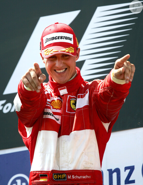 Michael Schumacher acorda do coma após seis meses internado, em 16 de junho de 2014