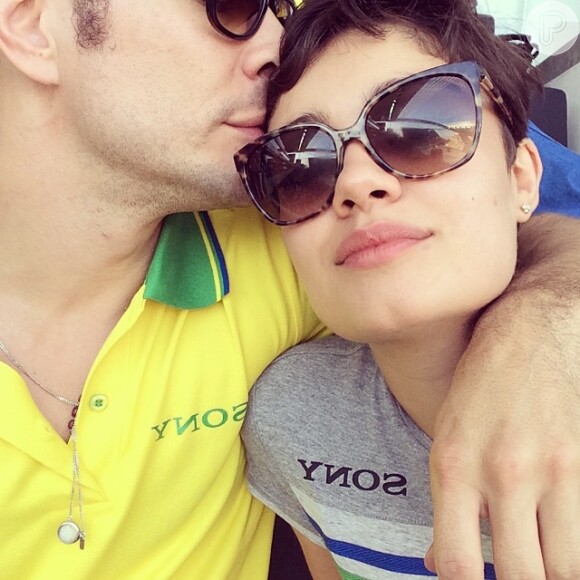 Daniel de Oliveira e Sophie Charlotte se conheceram durante as gravações da novela das onze da TV Globo, 'O Rebu'