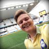 Michel Teló posta foto no campo do Itaquerão, palco da estreia do Brasil na Copa do Mundo