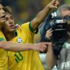 Thiago Silva e Neymar entraram na brincadeira no "Esquenta!"