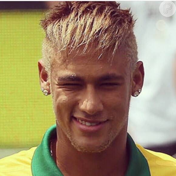 Paolla Oliveira: 'O Brasil está com você, dentro ou fora de campo! Força, Neymar'