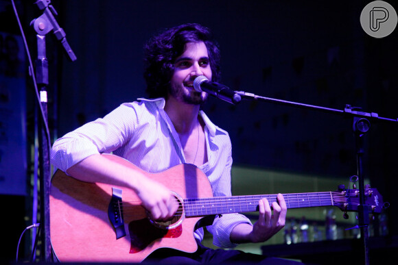 Fiuk participou do 'Arraiá do Bem', no sábado, 5 de julho de 2014, em Alphaville, em São Paulo