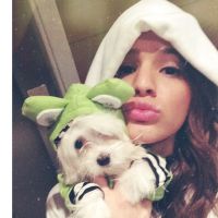 Bruna Marquezine comemora seis meses da sua cadela de estimação em rede social