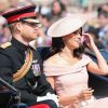 Príncipe Harry e Meghan Markle prestigiaram a tradicional parada militar 'Trooping The Colour', realizada em Londres, na Inglaterra, na manhã deste sábado, 9 de junho de 2018