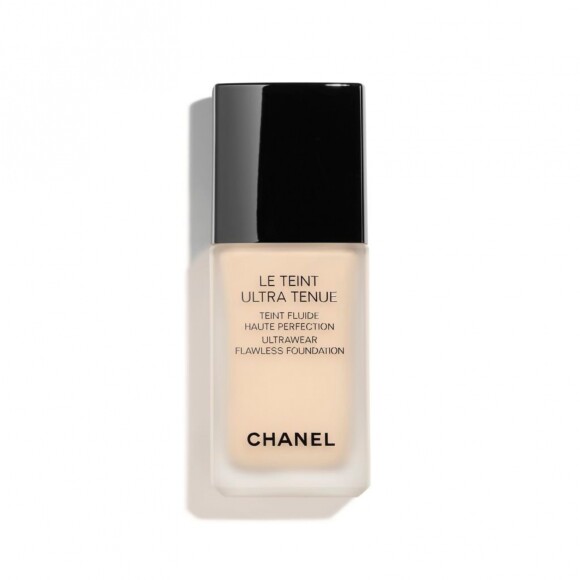 A base Le Teint Ultra Tenue da Chanel custa R$345,00 e foi usada apenas na make da Anne Hathaway