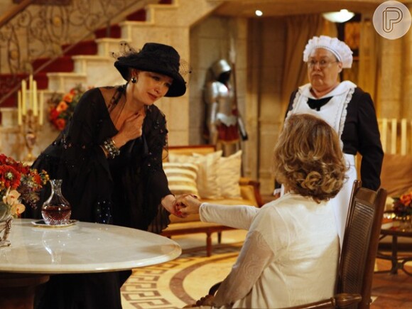 Blanche (Julia Lemmertz) declara a Charlô (Irene Ravache) e Olívia (Marilu Bueno) que ama Otávio (Tony Ramos)