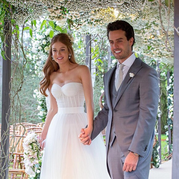 Marina Ruy Barbosa e Xandinho Negrão estão casados há 8 meses