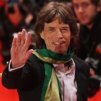 Luciana Gimenez posta foto com Mick Jagger e web zoa: 'Explicada a zica no jogo'