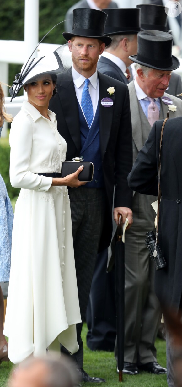 Meghan Markle usou vestido Givenchy em sua 1° aparição na corrida de cavalos Royal Scot