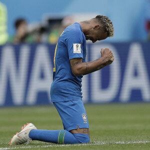 A vitória do Brasil sobre a Costa Rica, nesta sexta-feira (22), foi tensa: os gols só saíram nos acréscimos do segundo tempo