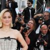 Atriz Marion Cotillard veste Chanel em Cannes