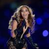 Beyoncé arrasa no Super Bowl, mas recebe críticas de organização protetora dos animais por usar figurino de couro