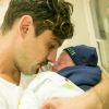 Valentim, filho de Rafael Cardoso e Mariana Bridi, nasceu em 31 de maio de 2018