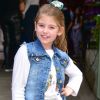 Lorena Queiroz, de 'Carinha de Anjo', prestigiou o lançamento do canal de youtube de Maria, de 10 anos, filha de Rodrigo Faro e Vera Viel