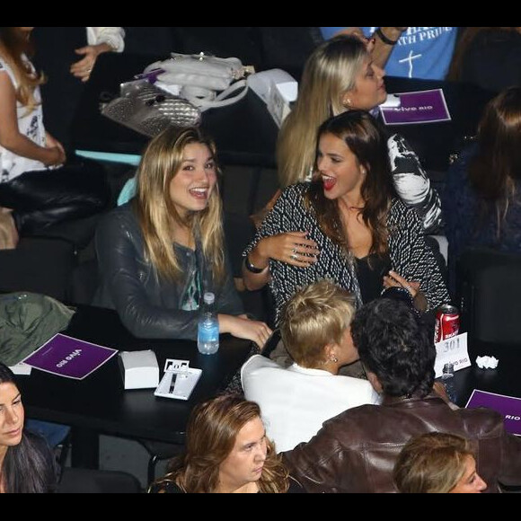 Sasha Meneghel sonha em desenhar vestido para Bruna Marquezine desfilar em tapete vermelho em alguma premiação