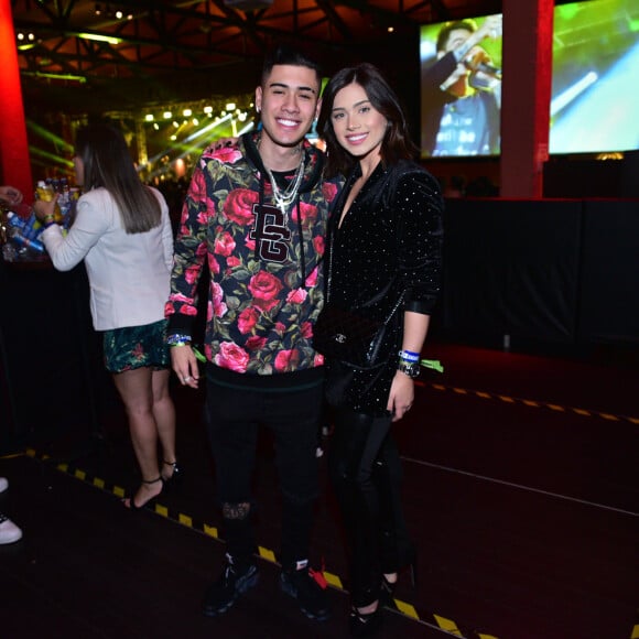 Flavia Pavanelli e Kevinho possuem agendas de compromissos cheias 