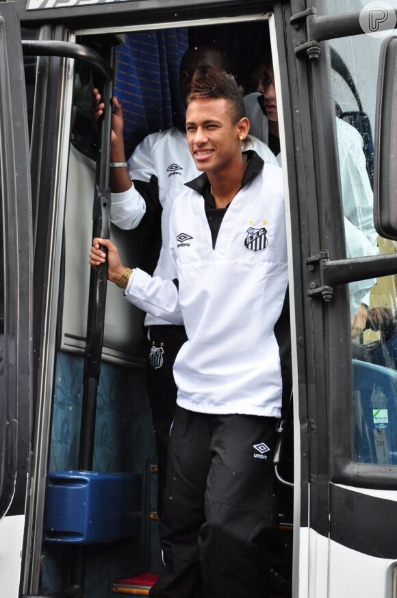 Neymar também gravou uma participação no seriado 'Aline' em fevereiro de 2011