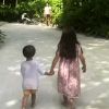 Simaria está nas Maldivas com os filhos, Giovanna e Pawel, e o marido, Vicente