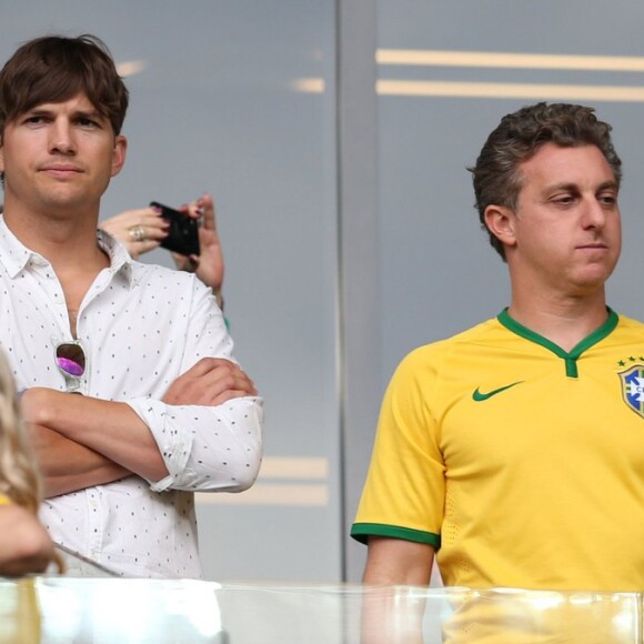 'A atuação do Neymar merecia um Oscar. Então, o Oscar vai para Neymar e a vitória é do Brasil', disse Ashton Kutcher