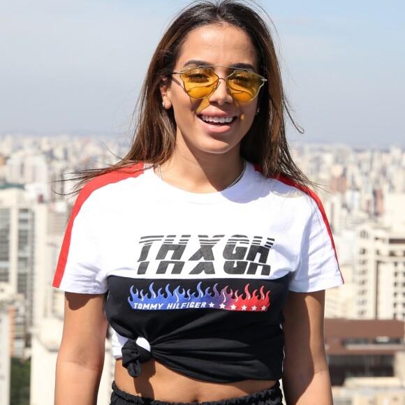 'No inglês eu sou mais louca e em espanhol sou mais 'amable' (amável)', refletiu Anitta