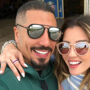 Casada com Fernando Medeiros, Aline Gotschalg mudou hábitos e estilo de vida após ser mãe