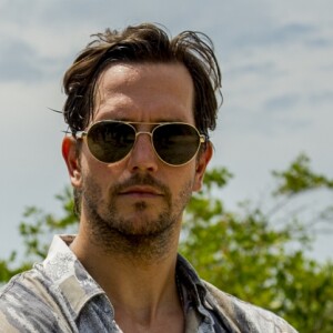 Remy (Vladimir Brichta) é irônico com Rosa (Leticia Colin) nos próximos capítulos da novela 'Segundo Sol': 'Você não vai me contar, você vai me vender. Até porque dar, dar... A gente sabe que você não dá nada de graça!'