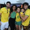 Acompanhados do filho, Aline Dias e Rafael Cupello acompanharam jogo do Brasil na Copa do Mundo na Rússia nesta sexta-feira, 6 de julho de 2018