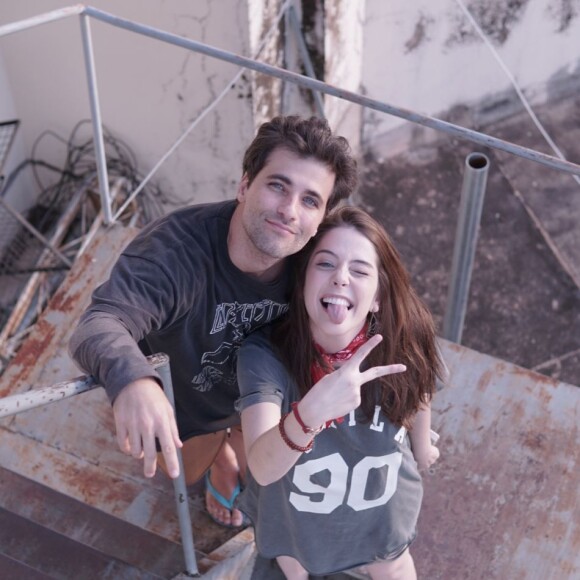 Bia Arantes também está no longa 'Loop'