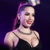 Anitta está no México gravando como técnica do 'The Voice'