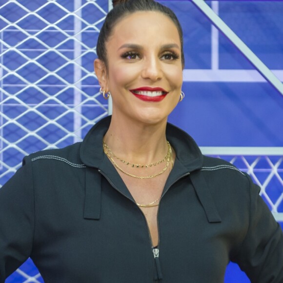 Ivete Sangalo desabafa sobre rotina após o nascimento das gêmeas: 'Tenho que dividir atenção. Eu fico pensando. 'Meu Deus, eu tenho que ficar com ele, tenho que ficar com elas, tenho que ficar com o pai, eu vou desmaiar! Eu preciso fazer cocô!'