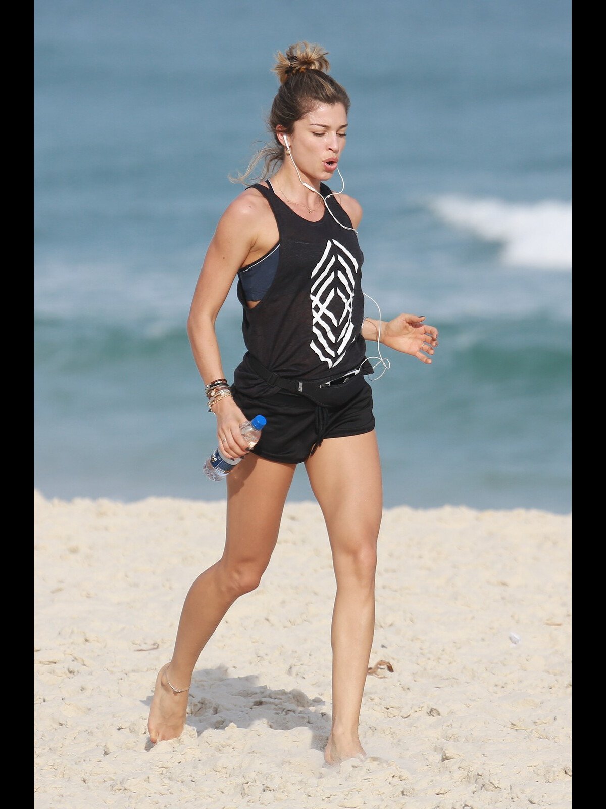 Foto: Grazi Massafera mostrou que está com um corpo sarado - Purepeople Foto: Grazi Massafera mostrou que está com um corpo sarado - Purepeople