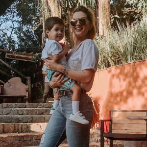 Aline Gotschalg ensinou as letras do alfabeto e os números para o filho, Lucca