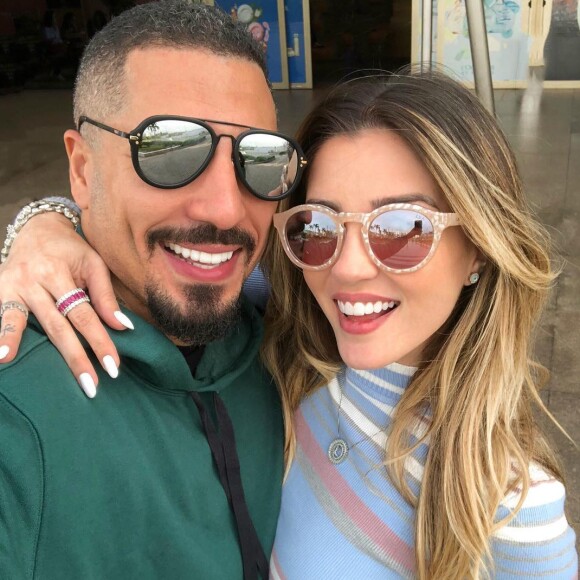 Aline Gotschalg é casada com Fernando Medeiros, com quem tem Lucca, de 2 anos