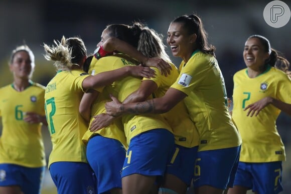Conheça 7 jogadoras da seleção brasileira e se inspire no Dia Nacional do Futebol, comemorado nesta quinta-feira, dia 19 de julho de 2018