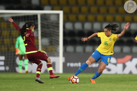 Bia Zanaretto foi a artilheira da seleção na Copa América