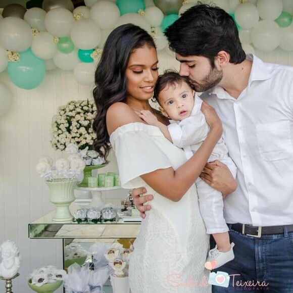 Aline Dias concilia as gravações com os cuidados com o filho, Bernardo