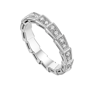 Bruna Marquezine usou aliança Serpenti, de R$ 25 mil, da marca Bvlgari