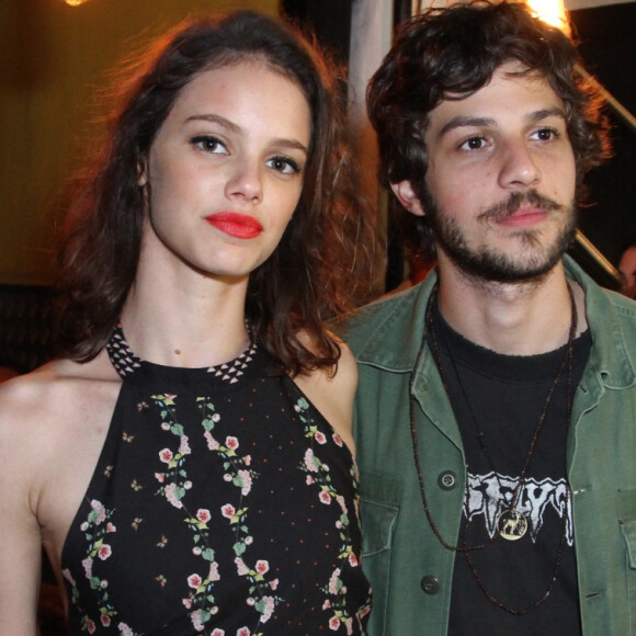 Laura Neiva e Chay Suede iam se casar em dezembro em Santa Tereza