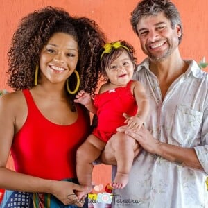 Juliana Alves é mãe da pequena Yolanda, de 10 meses, fruto do relacionamento com Ernani Nunes