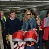 Angélica e Luciano Huck desembarcaram com os filhos no aeroporto de Guarulhos, em São Paulo, na tarde desta segunda-feira, 28 de julho de 2014