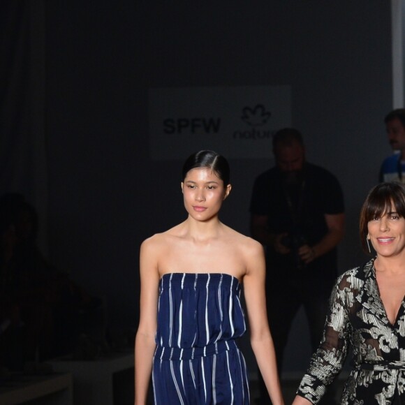 em sua última edição, o São Paulo Fashion recebeu gravação da novela "O Outro Lado do Paraíso", com Gloria Pires