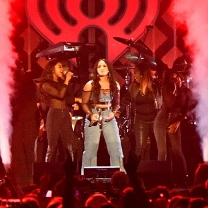 Demi Lovato está em turnê pelo mundo com o seu mais recente álbum, 'Tell Me You Love Me'