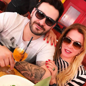 Zilu Camargo comemorou aniversário de namoro com Marco Augusto Ruggiero em Miami
