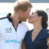 Príncipe Harry e Meghan Markle trocaram beijos nesta quinta-feira, 26 de julho de 2018