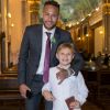 Neymar e o filho, Davi Lucca, esbajaram estilo no casamento da designer Samara Costa com o consultor financeiro Márcio Spinelli, em São Paulo, nesta quinta-feira, 26 de julho de 2018