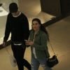 Lívian Aragão esteve em um shopping carioca com o namorado na noite desta segunda-feira, 30 de julho de 2018