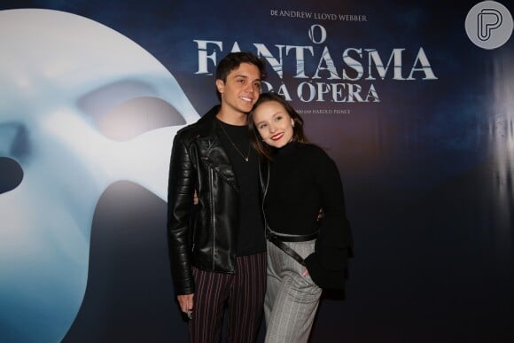 Larissa Manoela e Leonardo Cidade prestigiam sessão vip do musical 'O Fantasma da Ópera', no teatro Renault, em São Paulo, na noite desta quarta-feira, 1 de julho de 2018